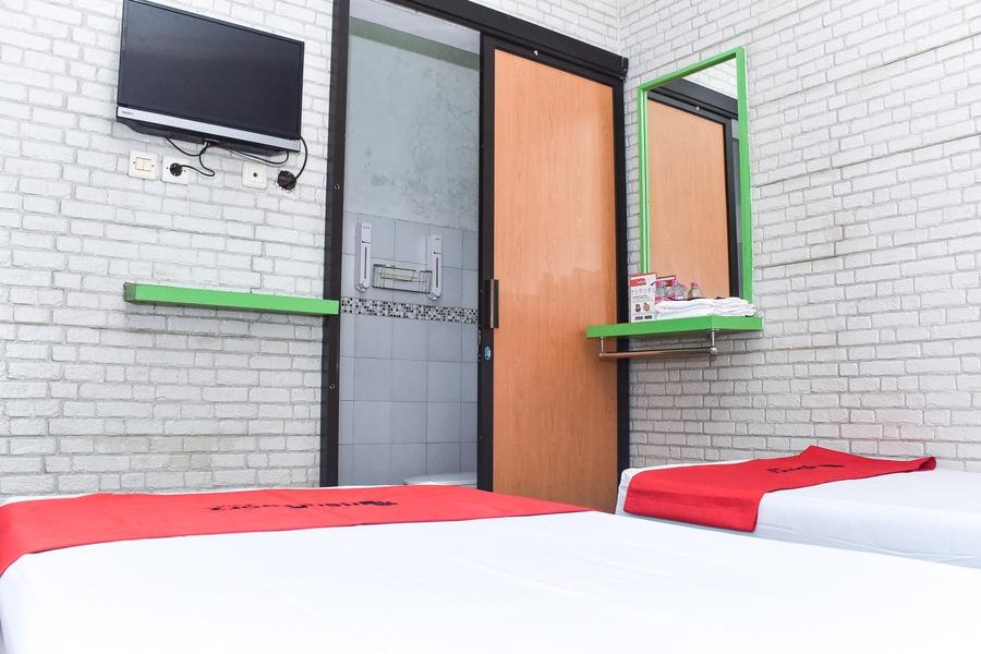 RedDoorz near Hartono Mall Kejayan Zewnętrze zdjęcie