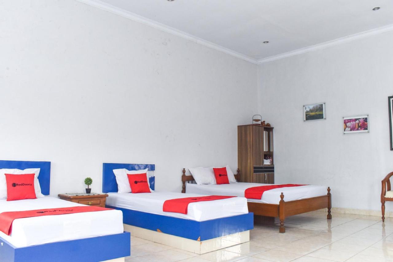RedDoorz near Hartono Mall Kejayan Zewnętrze zdjęcie